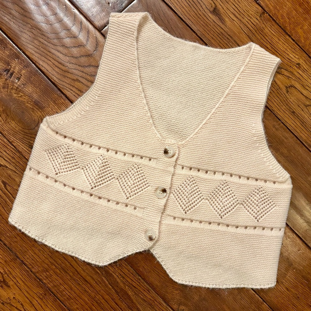 Cream Sleeveless Knit Vest Top